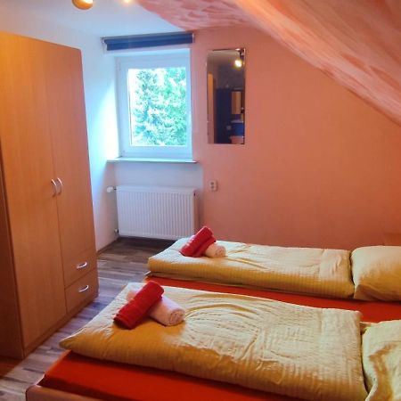 Alb Rooms, Zimmer Auf Der Schwaebischen Alb Oberlenningen ภายนอก รูปภาพ