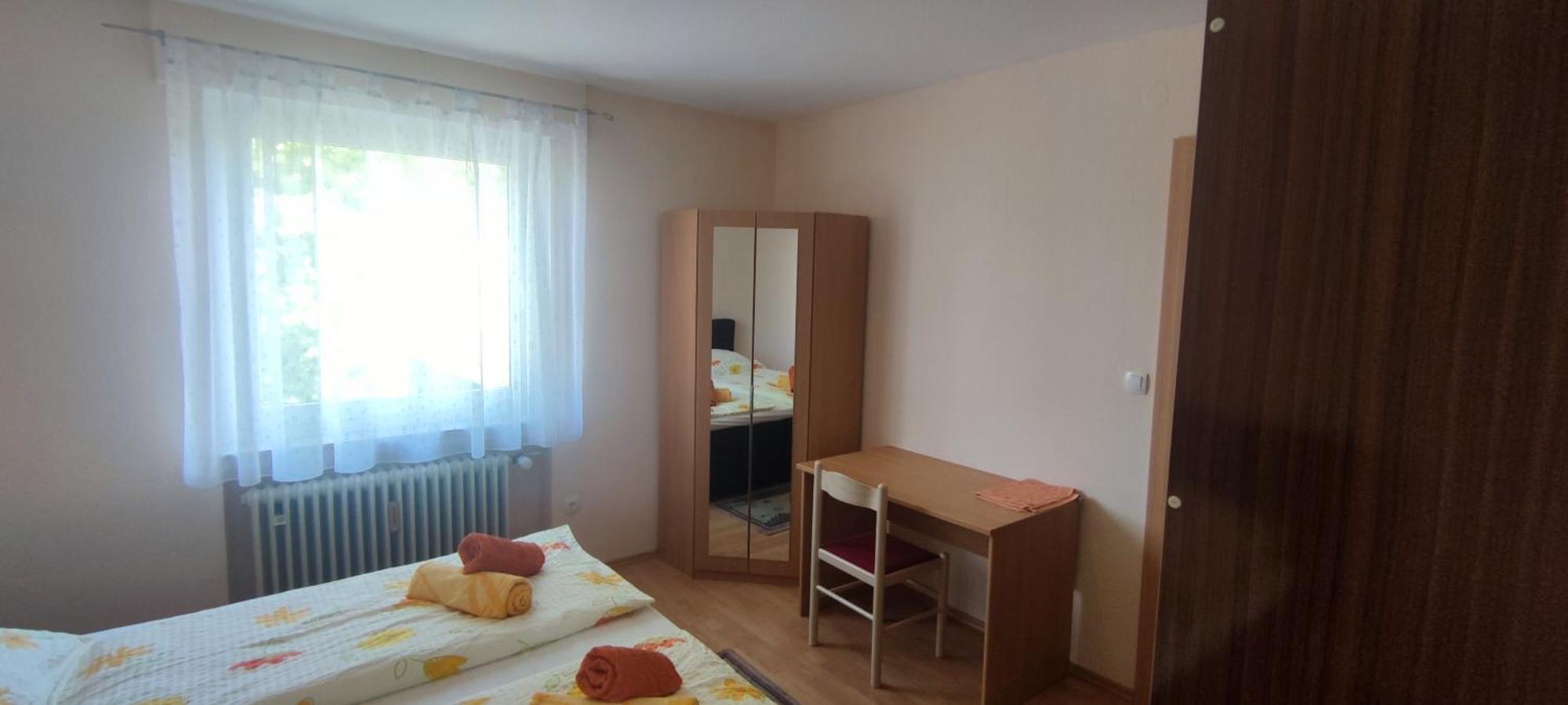 Alb Rooms, Zimmer Auf Der Schwaebischen Alb Oberlenningen ภายนอก รูปภาพ