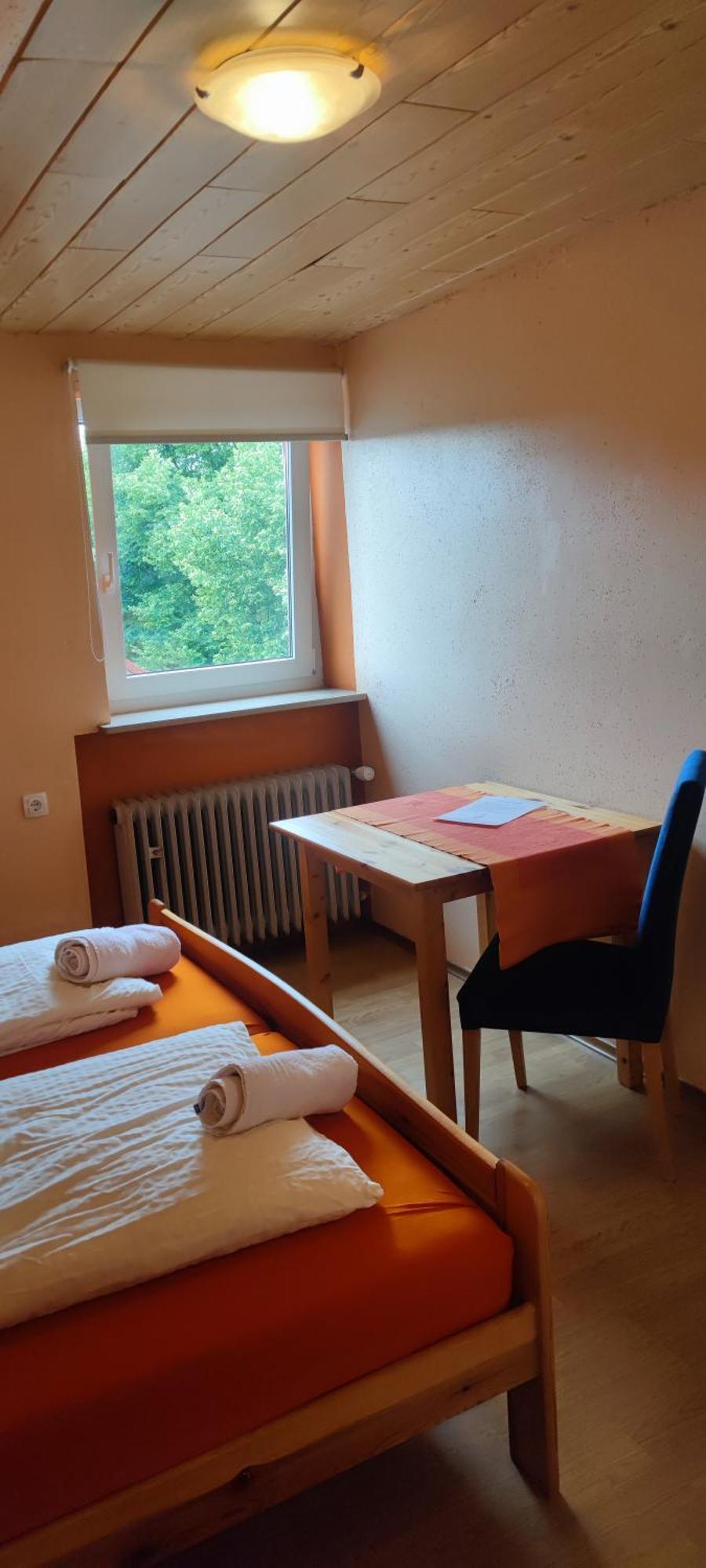 Alb Rooms, Zimmer Auf Der Schwaebischen Alb Oberlenningen ภายนอก รูปภาพ